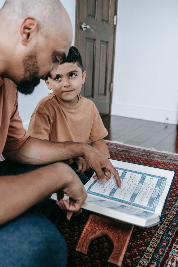 Student learning Quran online with a teacher 